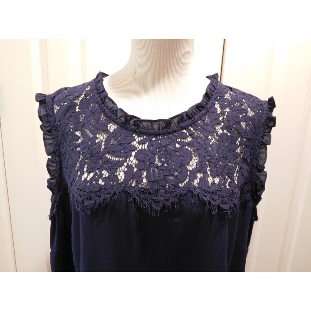 NWT CITY CHIC "Angel Lace Top" in Navy Blue Sleeveless Lace Bodice Blouse S/16 - Picture 3 of 9